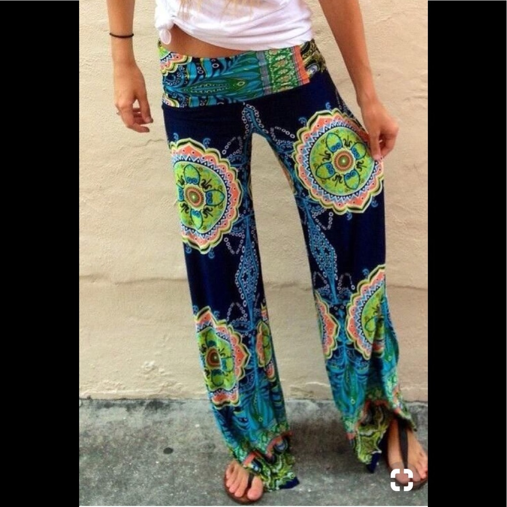 Printed pants